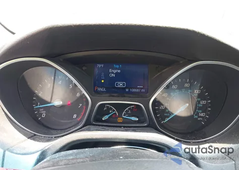 2014 Ford Focus Se z USA, uszkodzony, nr VIN 1FADP3K25EL421334